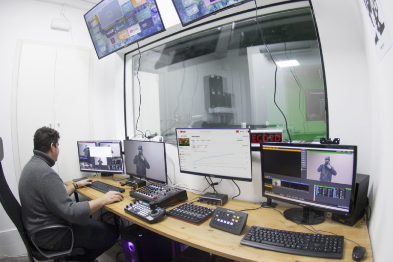 streaming